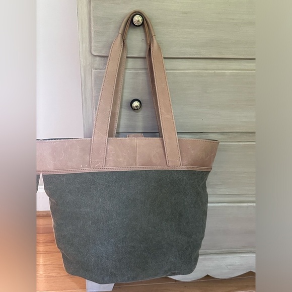 LL Bean Canvas Leather Boat Bucket Travel Shoulder Bag Satchel Khaki - Picture 4 of 16